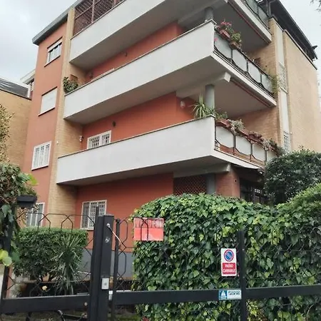 Casa Sorelle Marchisio * Róma